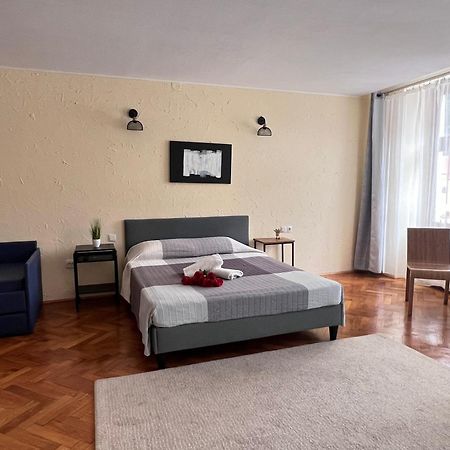 Mrhost Central Brasov Exterior photo
