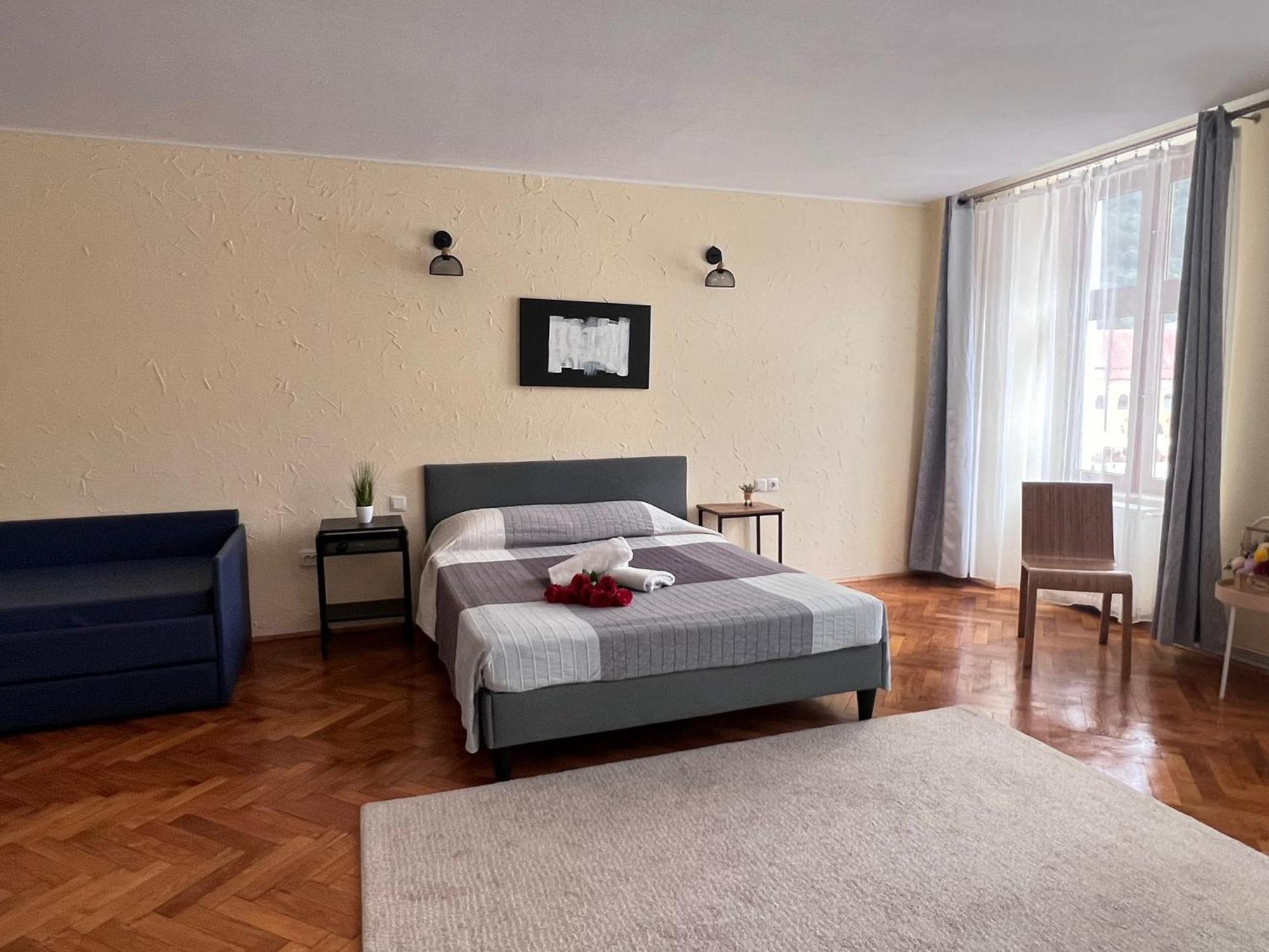 Mrhost Central Brasov Exterior photo